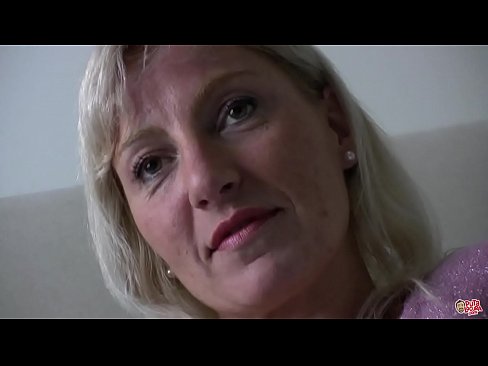 ❤️ La mère que nous avons tous baisée ... Madame, tenez-vous bien ! ❤️ Vidéo de sexe at porn fr.psi-mass.ru